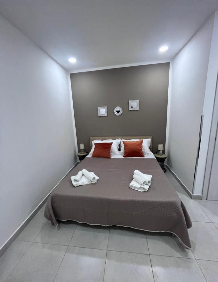 Le Stanze Di Rosalia Bed & Breakfast Palermo Exterior photo